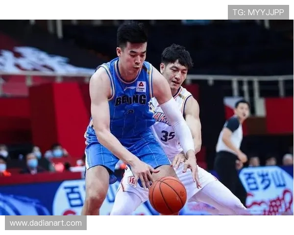 深圳篮球队强势领跑联赛积分榜以55分稳居第一位置